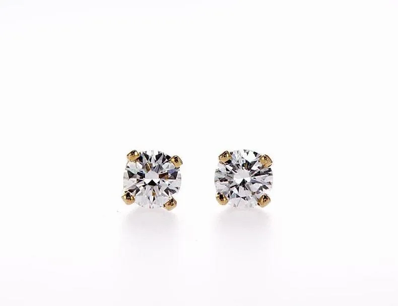 14K  Gold Round Diamond Stud Earrings (0.25Ctw)