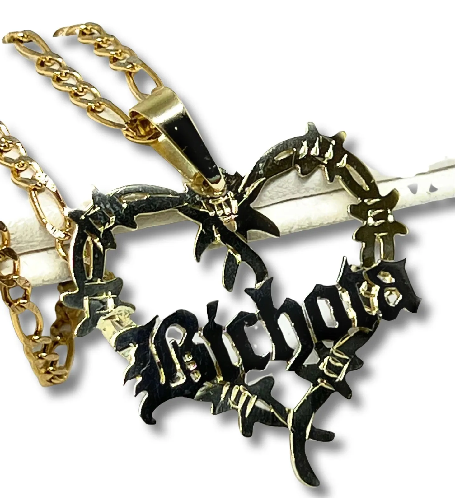 14k Solid Gold OLD ENGLISH Barbed Wire Heart BICHOTA Custom Nameplate Pendant Necklace Chain Options