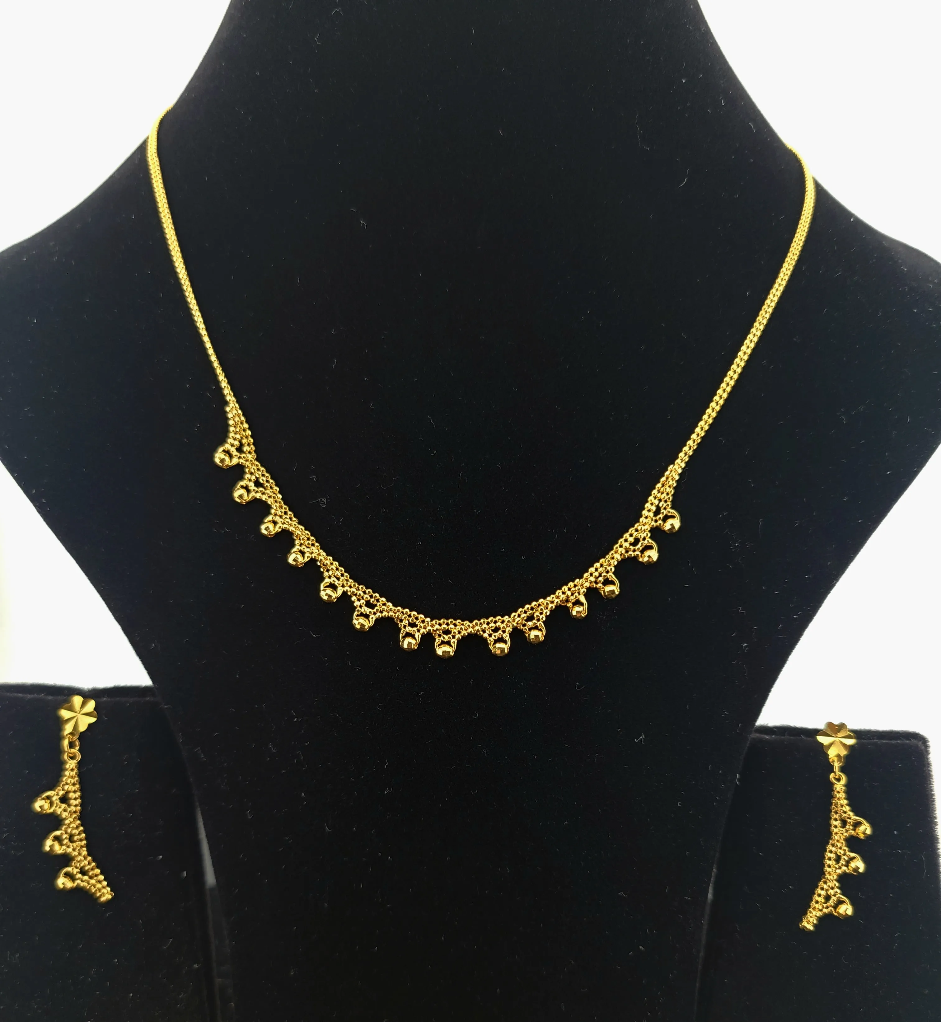 22K Solid Gold Designer Dangling Necklace Set LS1714