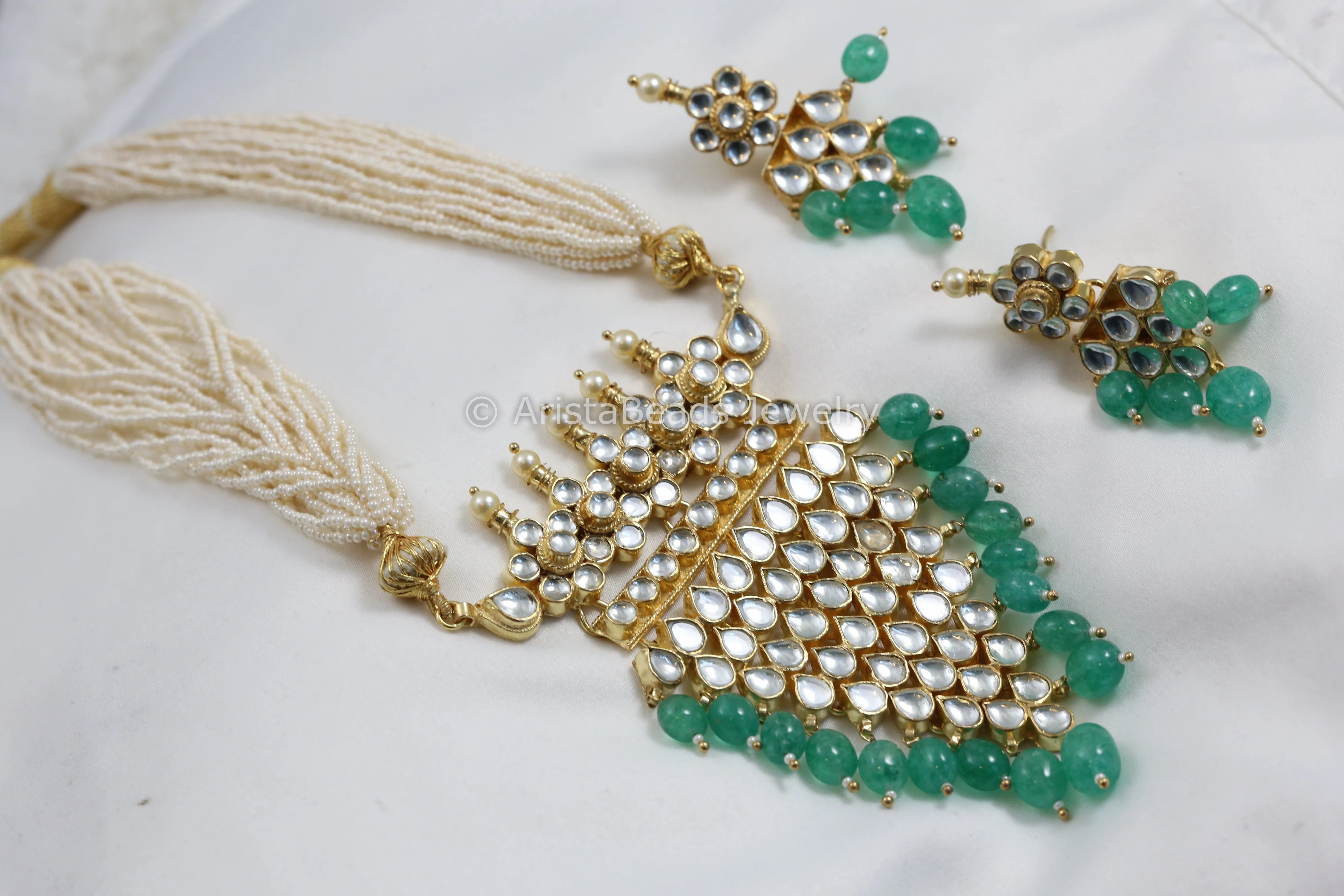 Emerald Jadtar Kundan Tanmani Necklace