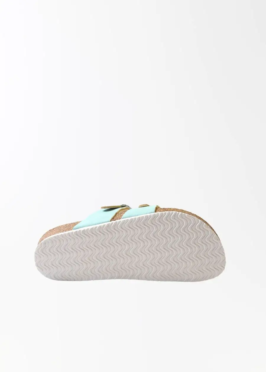 Glide: women's slide