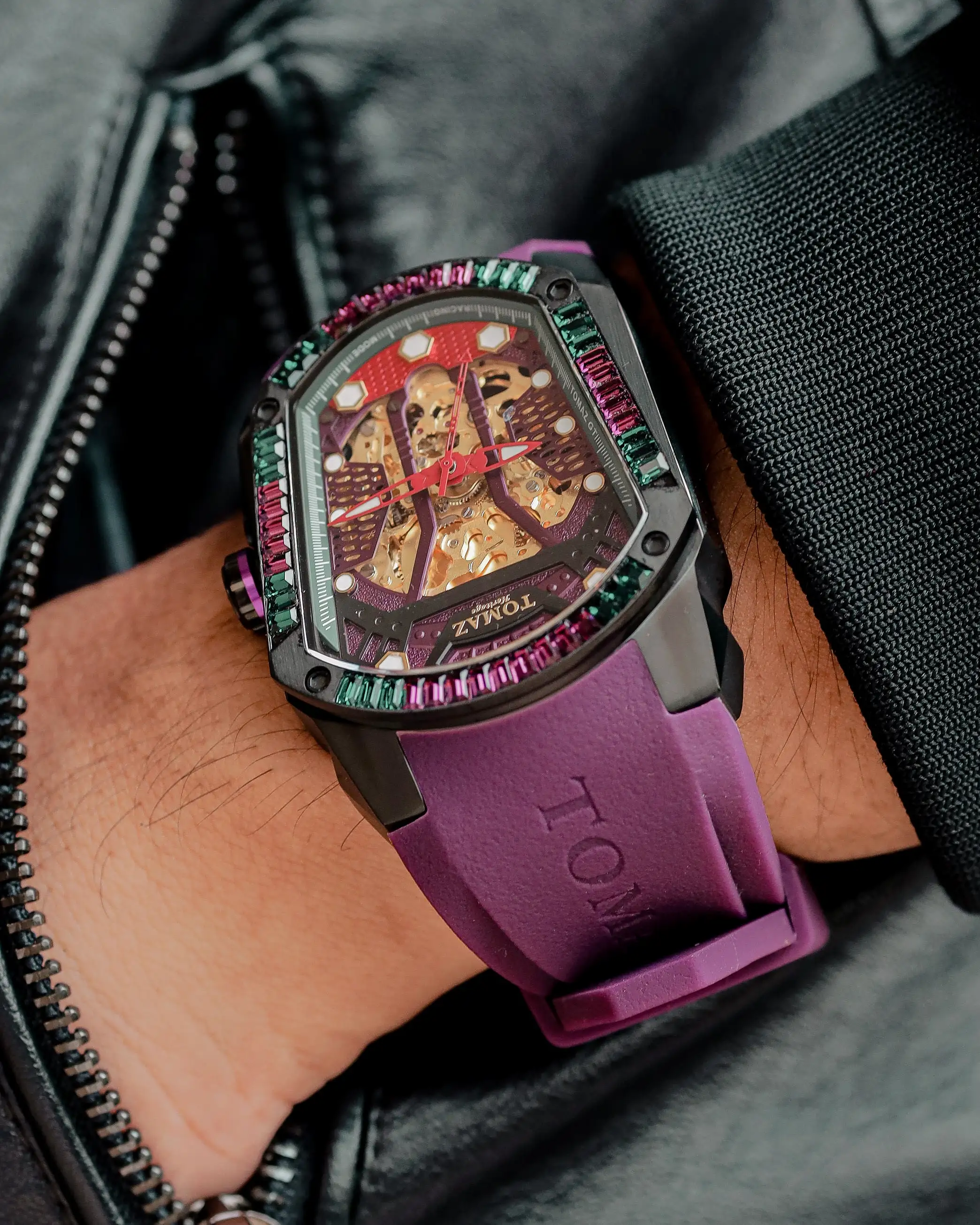 GT Skeleton TW028-D18 (Purple) with Purple Green Swarovski (Purple Rubber Strap)