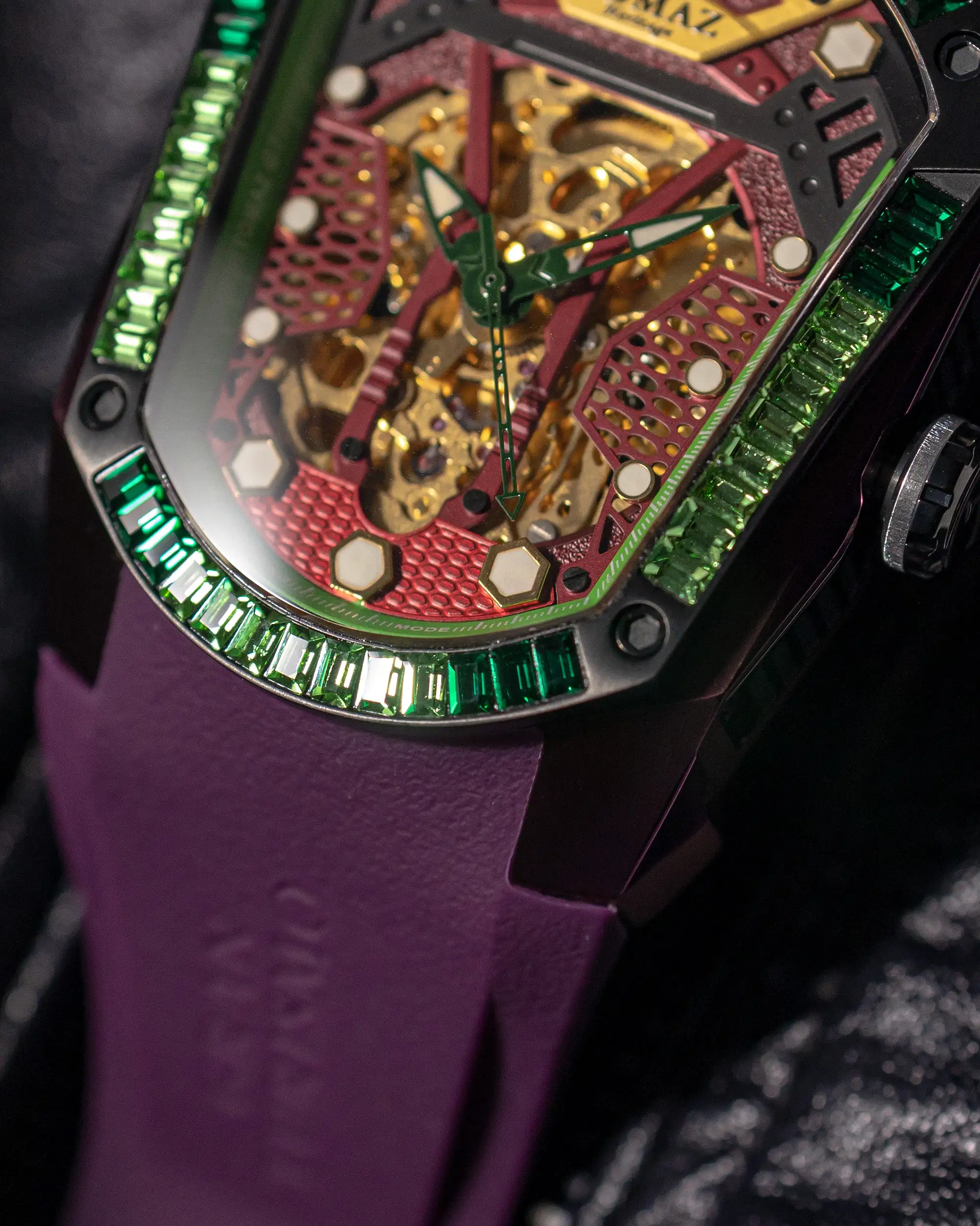 GT Skeleton TW028-D19 (Purple) with Purple Green Swarovski (Purple Rubber Strap)