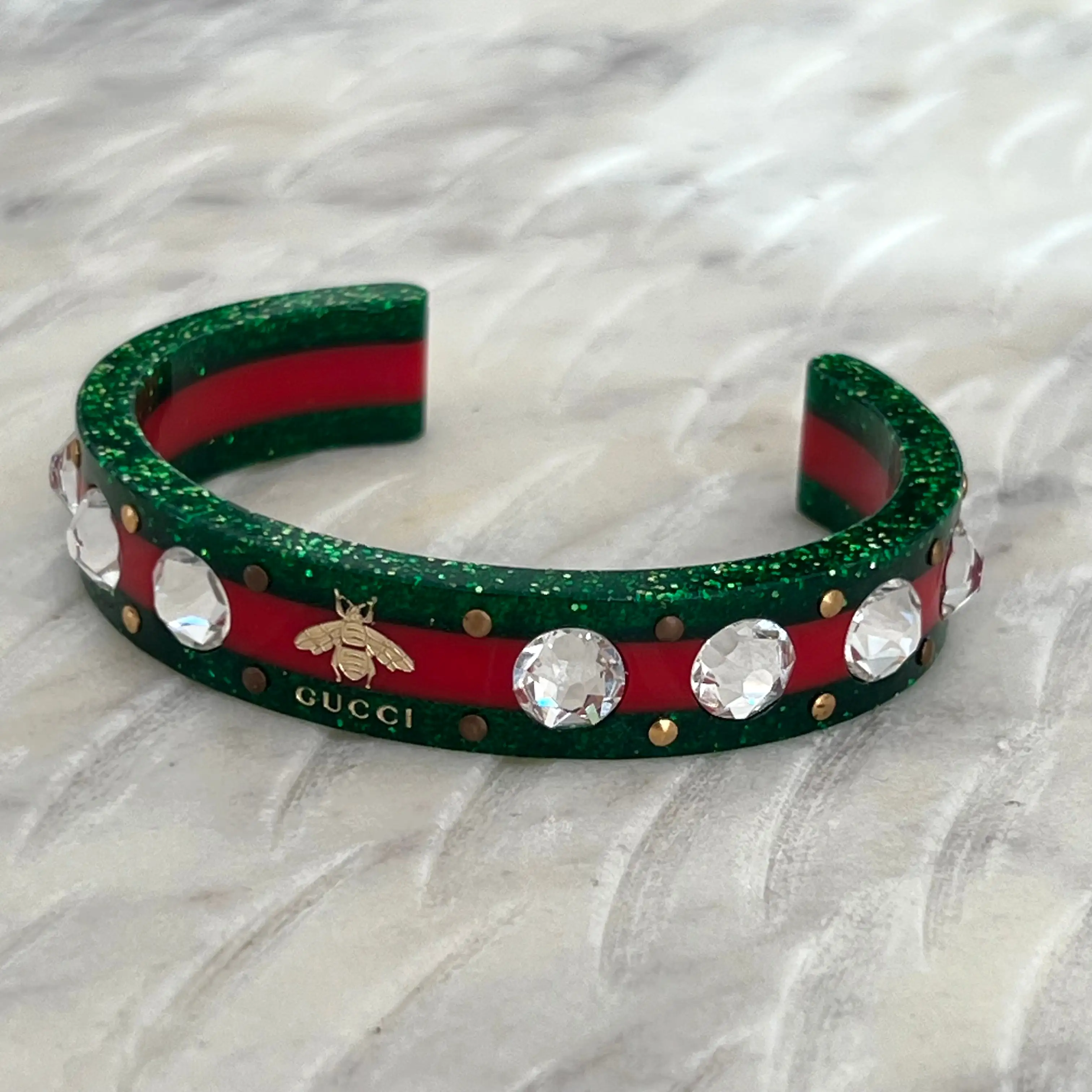 Gucci Sherry Line B Crystal Women's Jewelry Bangle Bracelet Red Golden Green