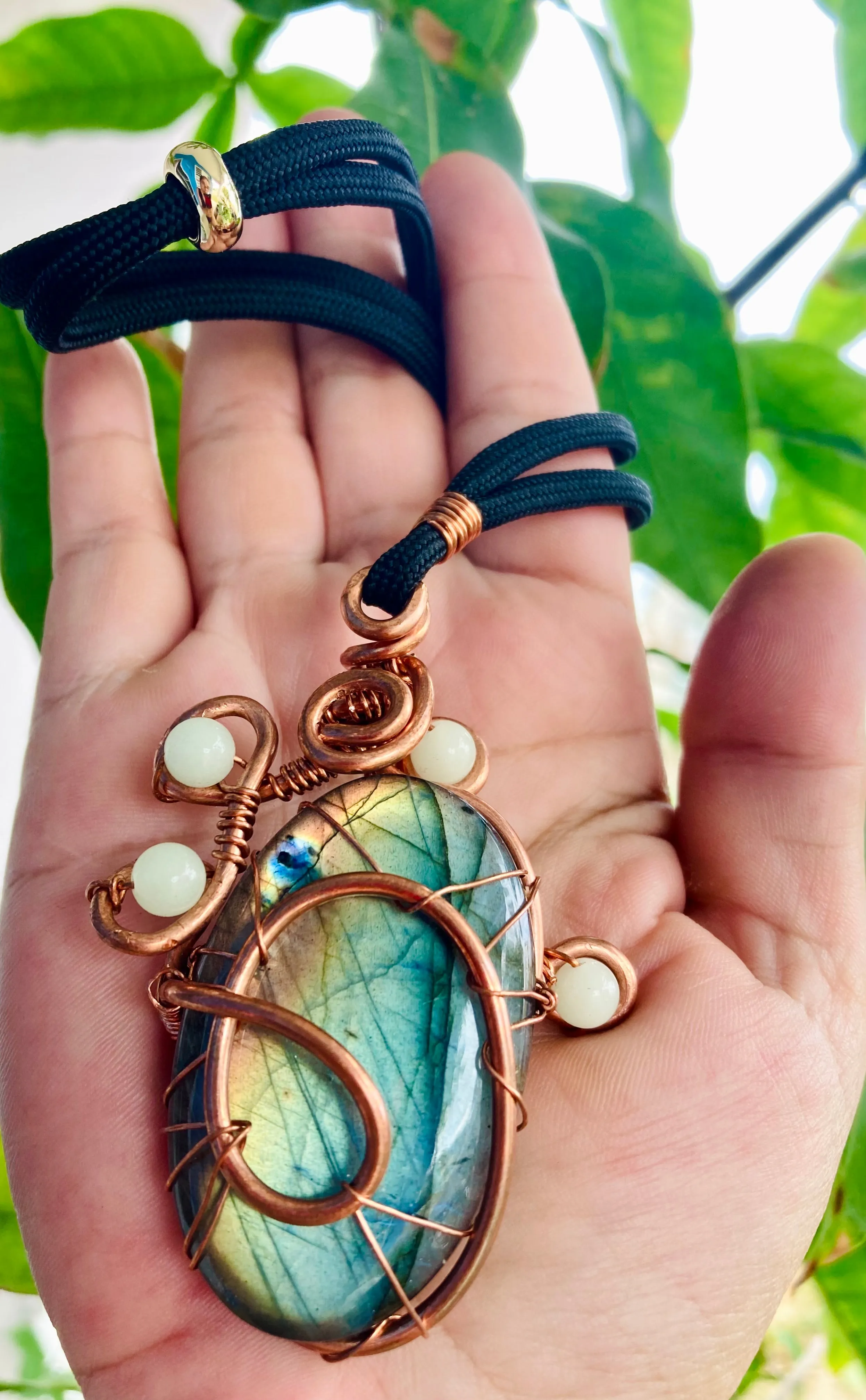 Luminous Labradorite Pendant