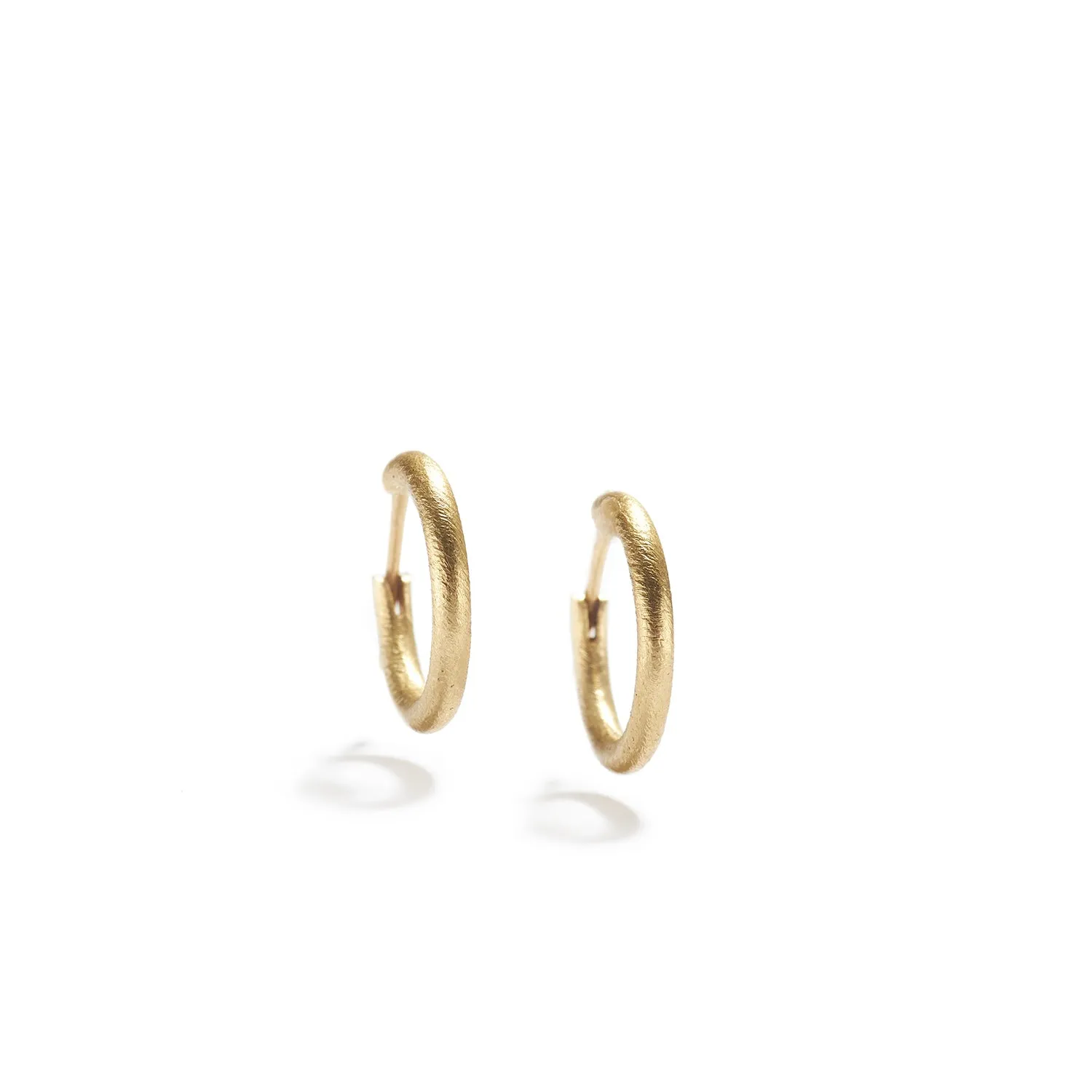 Medium Classic Hoop Earrings