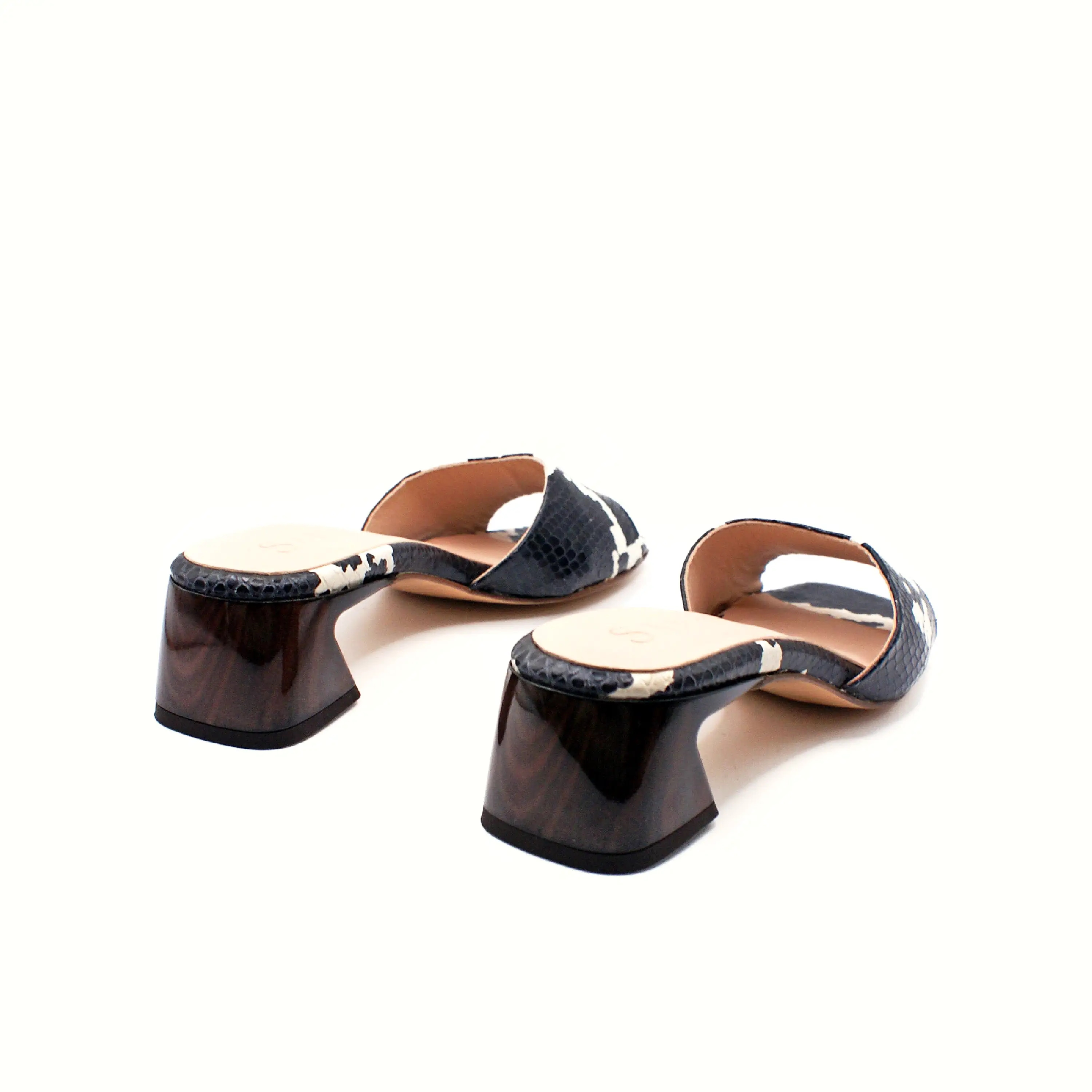 Mule Sandal Sabinis - Essential Python