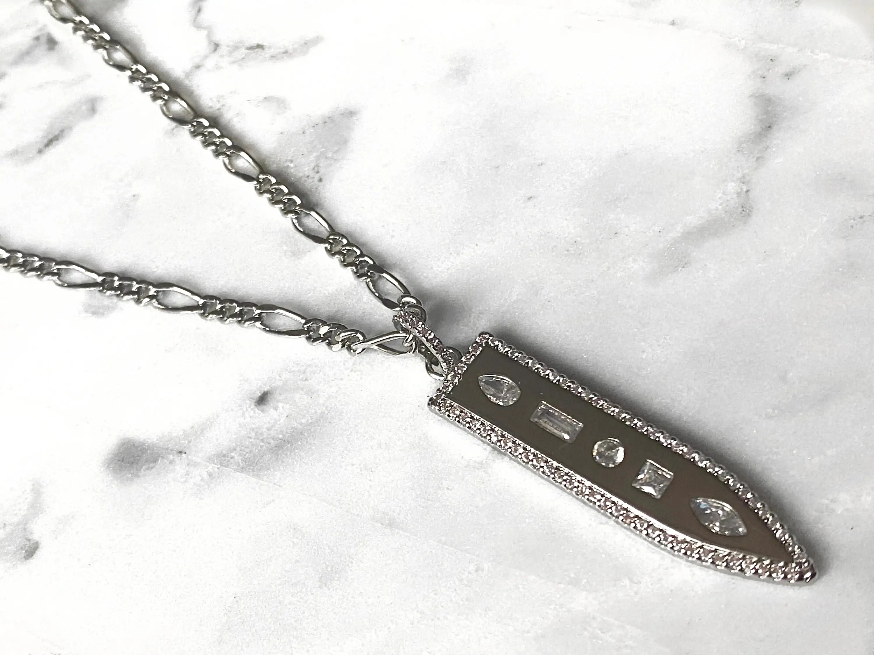 SILVER VITA NECKLACE